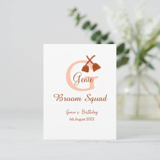 Bruine bezem Squad Verjaardag naam perzik monogram Briefkaart (Staand voorkant)