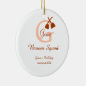 Bruine bezem Squad Verjaardag naam perzik monogram Keramisch Ornament (Rechts)