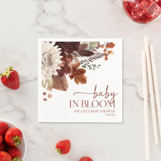 Bruine Bourgondische Baby in Bloom Floral Baby sho Servet (Insitu)