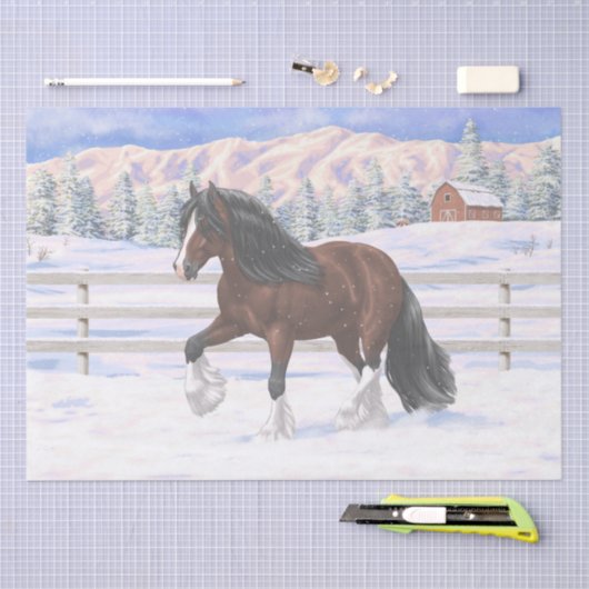 Bruine bruine bypsy verkenner in sneeuw tissuepapier (Craft)