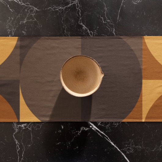 Bruine cirkels lange tafelloper