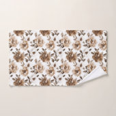 Bruine Crème Witte Bloemen Kerstmis Bad Handdoek (Handdoek)