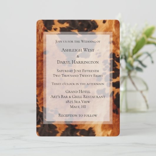 Bruine Crème Zuidwest Koeienhuid Bruiloft Kaart (Staand voorkant)