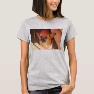 bruine de hondclose-up van partijChihuahua T-shirt