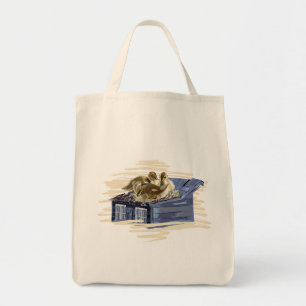 Bruine eenden op het dak tote bag