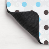 Bruine en blauwe pokadot muismat (Hoek)