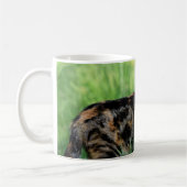 Bruine en witte kat koffiemok (Links)