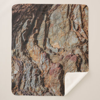 Bruine en zwarte rotsformatie sherpa deken