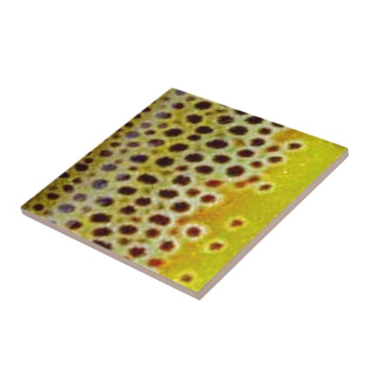 Bruine forel door PatternWear© Tegeltje (Zijkant)