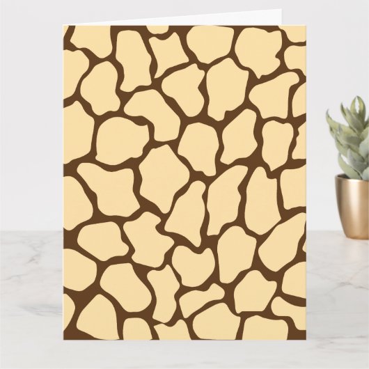 Bruine Giraffe Patroon – Minimalistisch Dierprint Kaart (Kleine Plant)