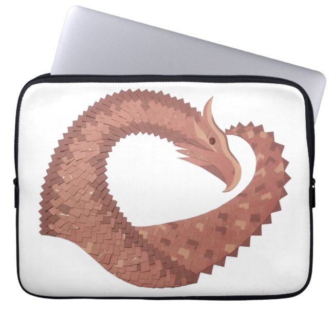 Bruine hartdraak op wit laptop sleeve (Voorkant)