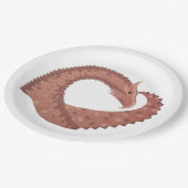 Bruine hartdraak op wit papieren bordje (Gekanteld)