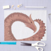 Bruine hartdraak op wit tissuepapier (Craft)