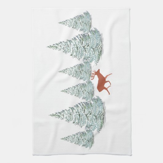 Bruine herten onder met sneeuw bedekte sparrenbome theedoek (Verticaal)