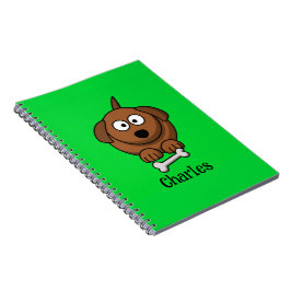 Bruine hond met bot gepersonaliseerd op groen notitieboek