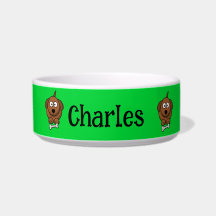 Bruine hond met bot gepersonaliseerd op groen