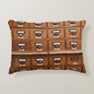 Bruine houten lade accent kussen