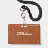 Bruine houtstructuur afdruk witte typografie badge (Voorzijde met lanyard)