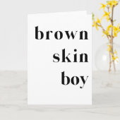 Bruine Huid Jongen Melanin Koning Prins Verjaardag Kaart (Gele Bloem)