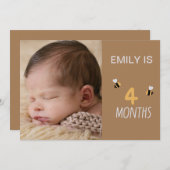 Bruine kaart 2 maanden oude schattige bijen met fo (Voorkant / Achterkant)