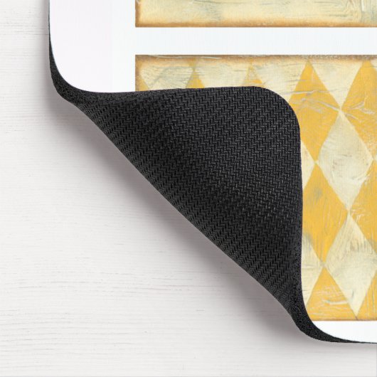 Bruine kat en gele vogel van Chariklia Zarris Muismat (Hoek)