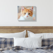 Bruine kat | Zazzle_Growshop. Canvas Afdruk (Insitu (Slaapkamer))