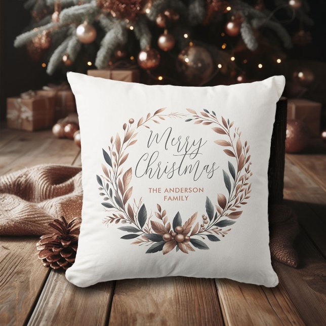 Bruine Kerst Vrolijk Koper Karamel Blauwgroen Kran Kussen (brown christmas throw pillow personalized family name copper green terracotta earth tones neutral)