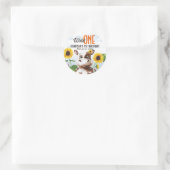 Bruine Koe Zonnebloem Meisje Eerste Verjaardag Ronde Sticker (Tas)
