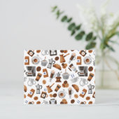Bruine koffie en croissant Pattern Briefkaart (Staand voorkant)