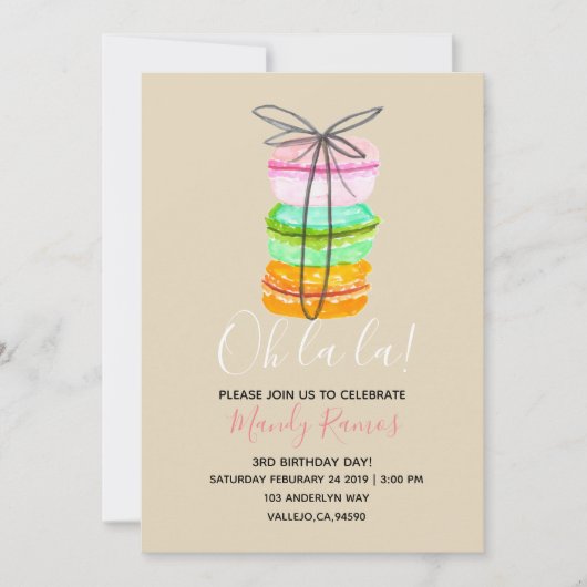 Bruine macaron op feestdag kaart (Voorkant)