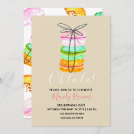 Bruine macaron op feestdag kaart