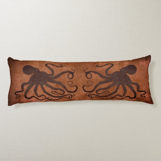 Bruine Octopus op Chocolade - Lichaamskussen (Achterkant)