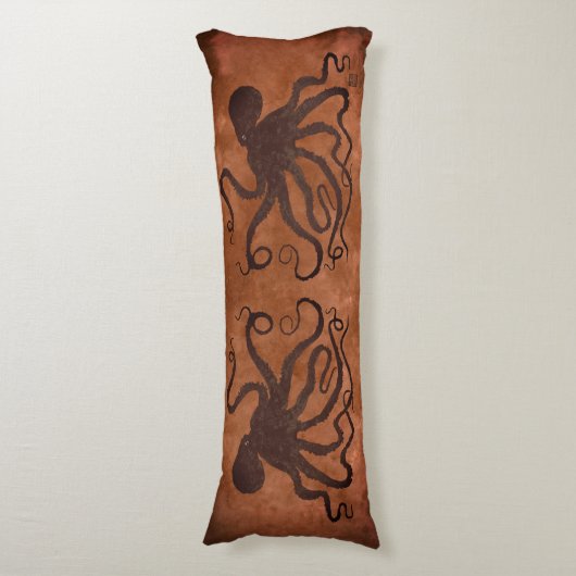 Bruine Octopus op Chocolade - Lichaamskussen (Voorkant Verticaal)