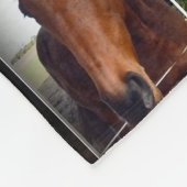 Bruine paarden in een fotocollage. fleece deken (Hoek)