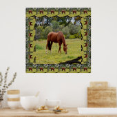 Bruine paardengrazing met hetzelfde Afbeelding Poster (Keuken)