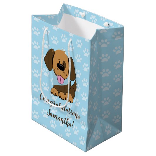 Bruine puppy Dog Blue Paw-prullenbak Medium Cadeauzakje (Voorkant Gekanteld)