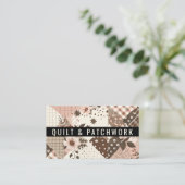 Bruine Roze Quilt Patchwork Handgemaakte Kleding Visitekaartje (Staand voorkant)