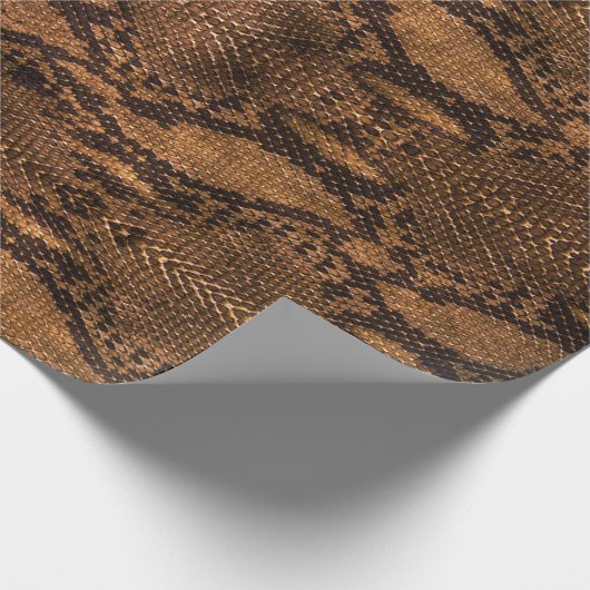 Bruine slangenhuidafdruk cadeaupapier (Hoek)