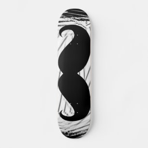 Bruine snor skateboard