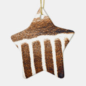 Bruine strepen_ keramisch ornament (Links)