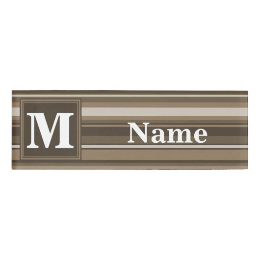 Bruine strepen naambadge (Voorkant)