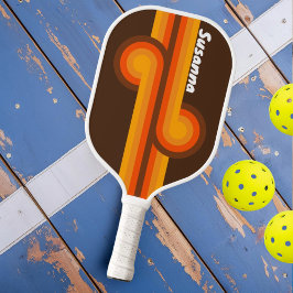 Bruine Suiker Retro Streep Lus met Naam Pickleball Paddle