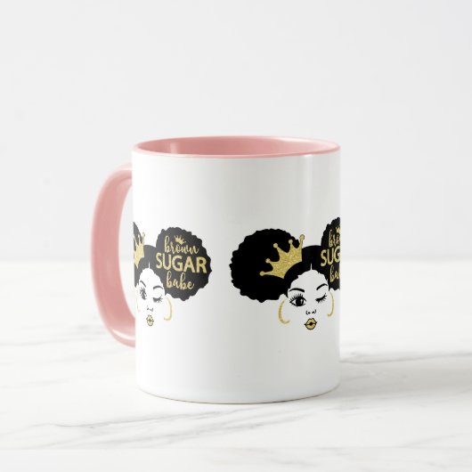 Bruine suikerbaby in zwart en goud mok (Voorkant links)