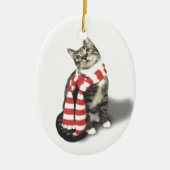 Bruine tablet in een rode en witte sjaal keramisch ornament (Voorkant)