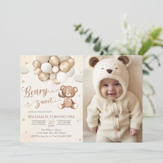 Bruine teddybeer met ballonnen Verjaardagsfoto Kaart (Staand voorkant)