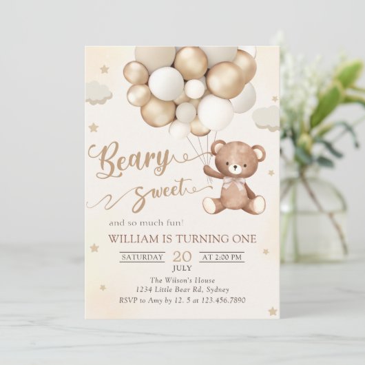 Bruine Teddybeer met ballonnen Verjaardagsuitnodig Kaart (Staand voorkant)