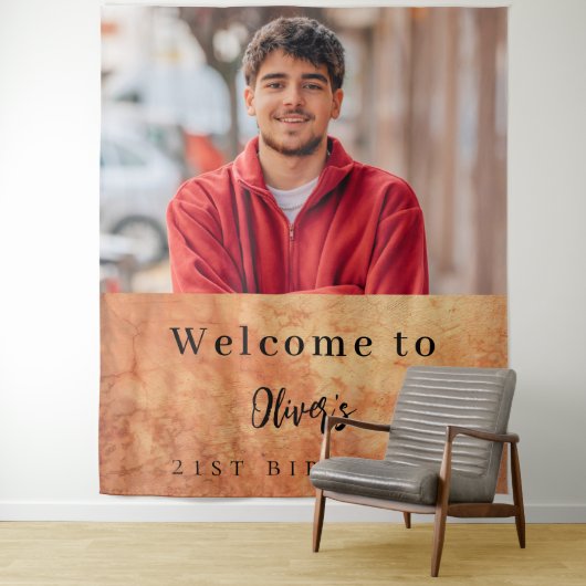 Bruine terracotta muur foto verjaardag welkom wandkleed (In situ)