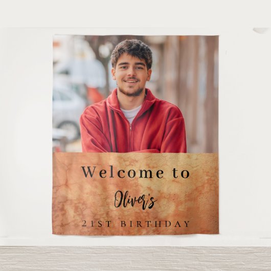 Bruine terracotta muur foto verjaardag welkom wandkleed (Voorkant)