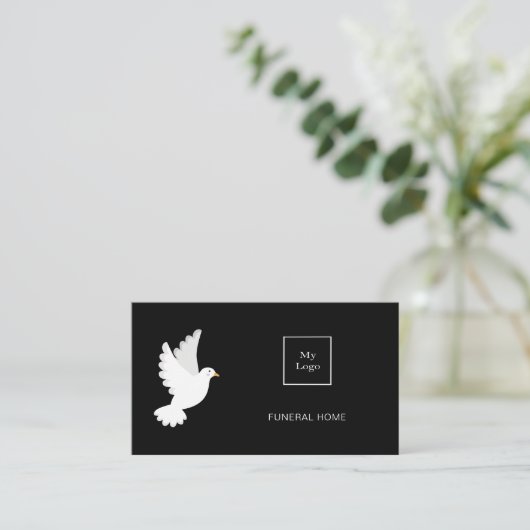 Bruine thuisservice zwarte witte duif QR-code Visitekaartje (Staand voorkant)