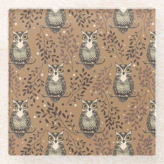 Bruine Uil Geïllustreerd Bospatroon Glazen Onderzetter (Voorkant)
